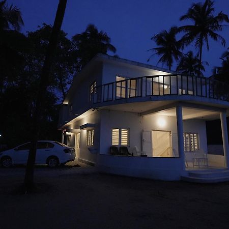 Beach At The White House Udupi Buitenkant foto