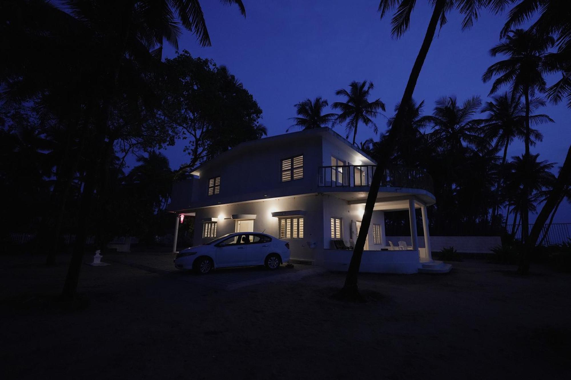 Beach At The White House Udupi Buitenkant foto